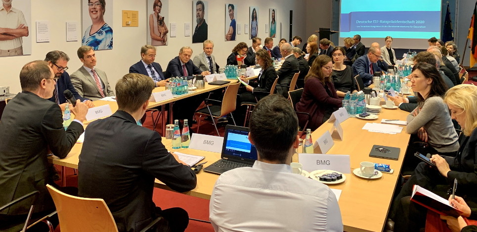 EU-Ratspräsidentschaft 2020 - Informationsaustausch mit Verbänden (Bildquelle: BMG/Schinkel) EU-Ratspräsidentschaft 2020 - Informationsaustausch mit Verbänden