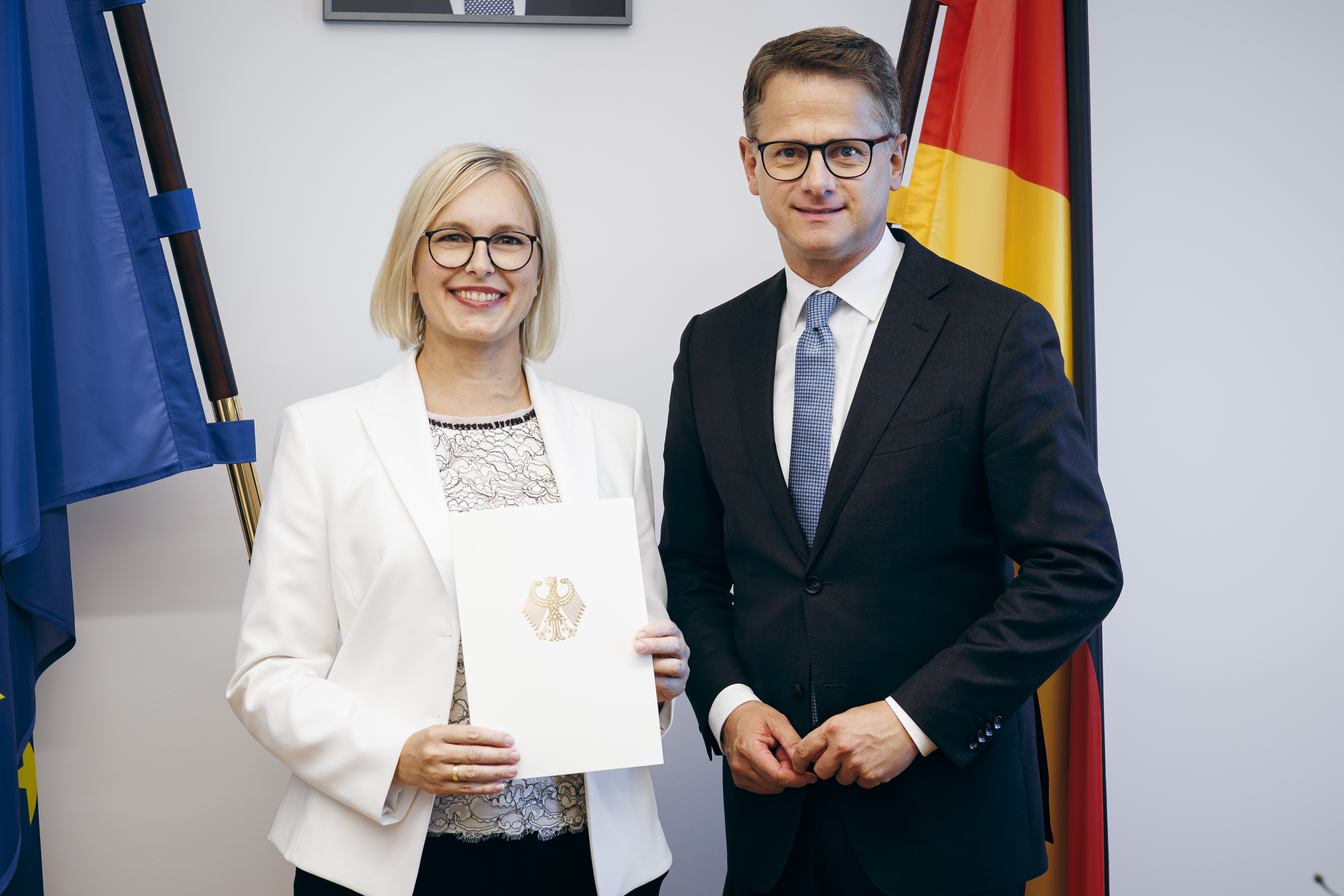 Bundesgesundheitsminister Dr. Carsten Linnemann mit seiner Parlamentarischen Staatssekretärin Dr. Christiane Schenderlein