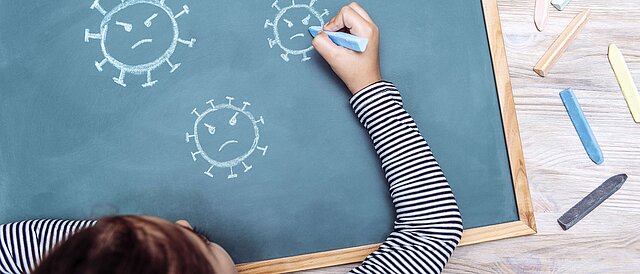 Kind malt auf Tafel - Analyse und Weiterentwicklung der Lolli-PCR-Pooltestung bei Kindern und Aufbau einer Datenplattform für ein bundesweites SARS-CoV-2-Screening