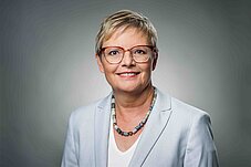 Portraitfoto Parlamentarische Staatssekretärin Sabine Dittmar
