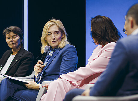 Bundesgesundheitsministerin Nina Warken spricht bei der Auftaktveranstaltung Hightech Agenda Deutschland