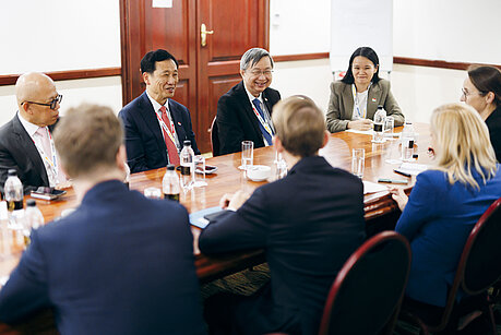 Bundesgesundheitsministerin Nina Warken beim Treffen der G20-Gesundheitsminister/innen in Südafrika