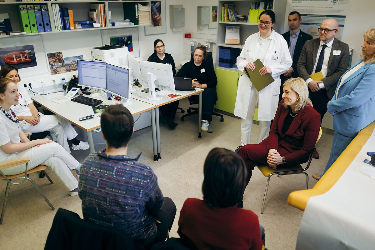 Warken: “Uzun COVID'den etkilenenlerin bakımını daha da iyileştirmek istiyoruz”