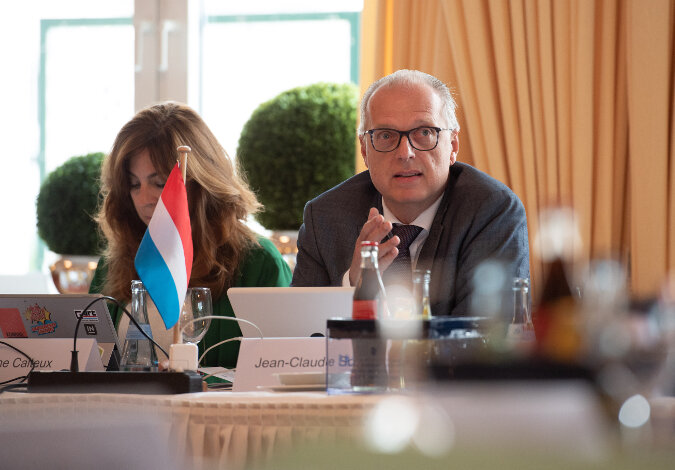 Jean-Claude Schmit spricht für Luxemburg beim 6. Gesundheitsquintett