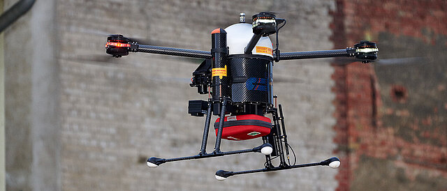 Unbemannte Flugsysteme in der medizinischen Versorgung – Innovationsbarrieren und Strategien für deren Überwindung