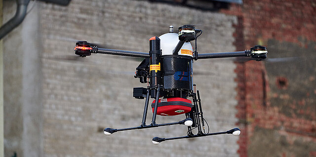 Unbemannte Flugsysteme in der medizinischen Versorgung – Innovationsbarrieren und Strategien für deren Überwindung