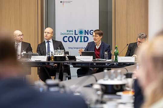 Bundesgesundheitsminister Prof. Karl Lauterbach beim zweiten Runden Tisch Long COVID
