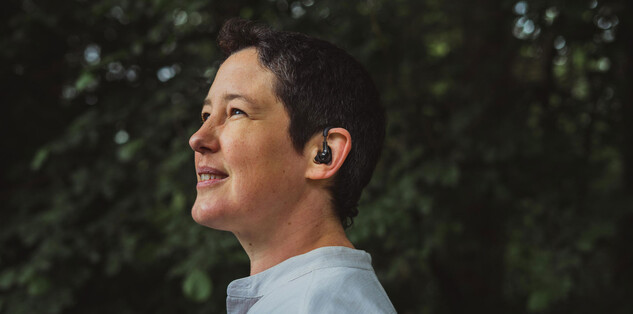 Diskret und komfortabel – im Projekt MOND wird ein mobiles Neurosensorsystem entwickelt, das in Alltagssituationen epileptische Anfälle erkennen und dokumentieren soll. (Bildquelle: Fraunhofer IDMT/Hannes Kalter) Diskret und komfortabel – im Projekt MOND wird ein mobiles Neurosensorsystem entwickelt, das in Alltagssituationen epileptische Anfälle erkennen und dokumentieren soll.