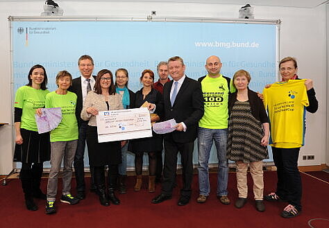 Foto: Gruppenbild mit dem Minister