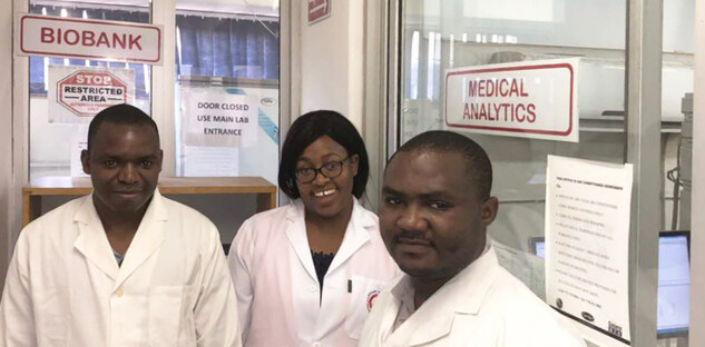 Gut qualifizierte und ausgebildete Fachkräfte des Gesundheitswesens sind eine wichtige Voraussetzung für einen rationalen Antiinfektivagebrauch. (Bildquelle: African Institute of Biomedical Science and Technology) Gut qualifizierte und ausgebildete Fachkräfte des Gesundheitswesens sind eine wichtige Voraussetzung für einen rationalen Antiinfektivagebrauch.