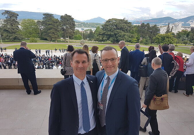 Foto: Bundesgesundheitsminister Jens Spahn traf auf der WHA auch den britischen Geusndheitsminister Jeremy Hunt