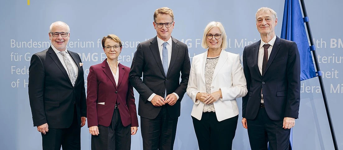 csm_Minister_und_Staatssekretaere_9f4e126003